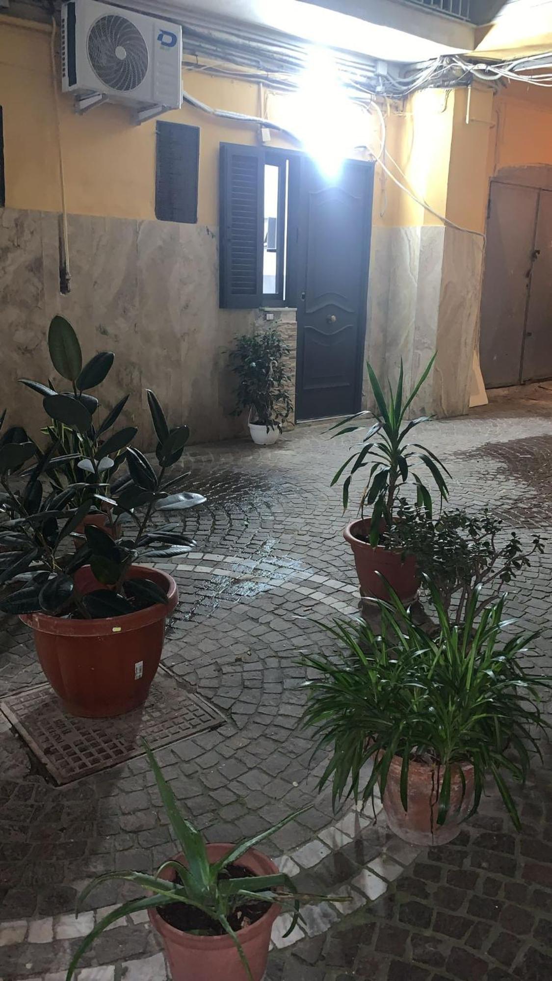 B&B Miriam Napoli Bagian luar foto